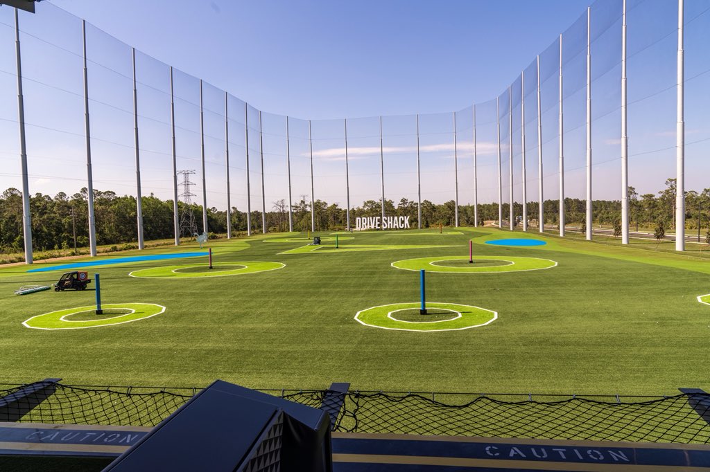 OrlandoInformer's tweet image. We’re playing hookie at @DriveShackUSA, and trying out all the fun they have to offer. ⛳️#DriveShack #Orlando