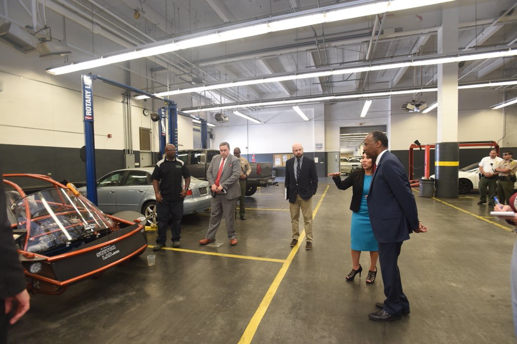 SecretaryCarson's tweet image. Touring some of the job training that’s available at the Los Angeles Trade Tech Community College. This is how we can help people achieve their American Dream