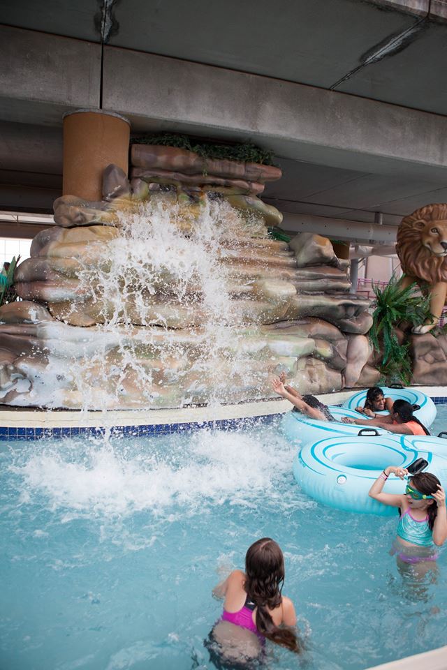 Water_Zoo's tweet photo. Step into the wild at the #WaterZoo Indoor Water Park located in Clinton, #Oklahoma where it's in the 80's year round! Enjoy more than 300,000 gallons of water, 500 feet of water slides, retractable roof, and lots of splashing! Staying #indoors has never been so much FUN! https://t.co/6X4uuTtiUQ
