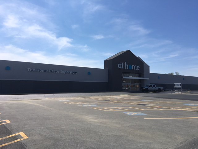 AccentGraphics's tweet image. At Home- Lancaster, PA
#channelletters #accentgraphicsinc #athome #lancaster #pa