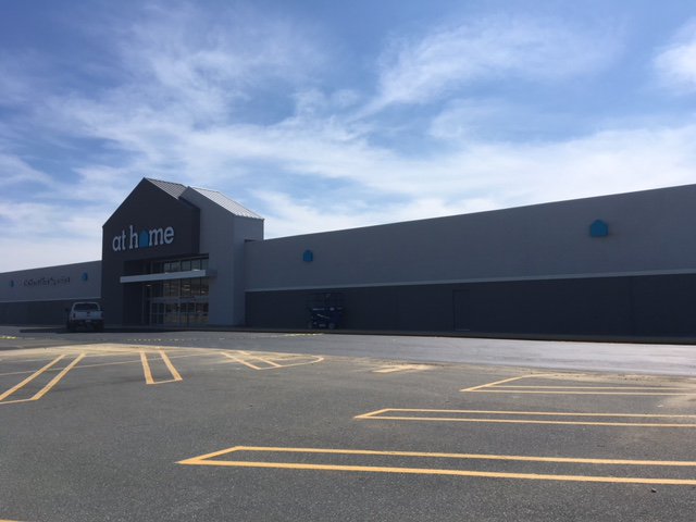 AccentGraphics's tweet image. At Home- Lancaster, PA
#channelletters #accentgraphicsinc #athome #lancaster #pa