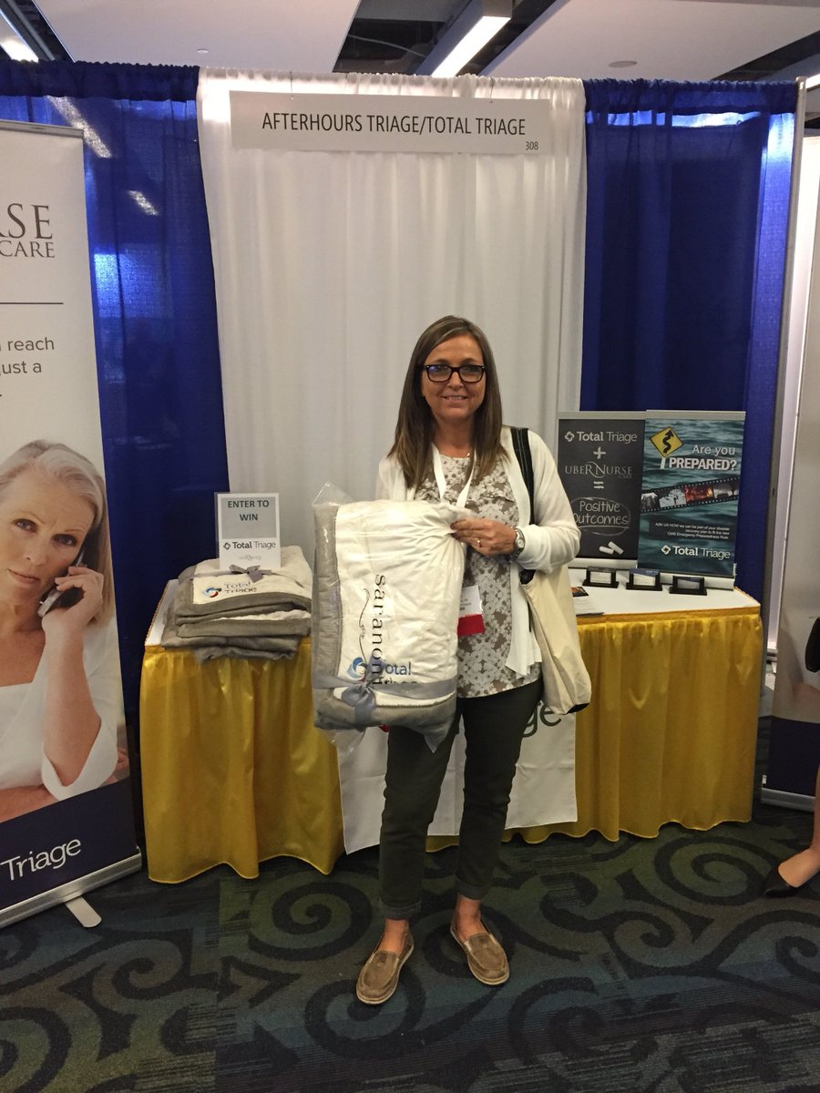 AHTriageRN's tweet photo. Congratulations to Sheri @ Hand in Hand Hospice of the cuddliest blanket ever! Thank you for visiting and exploring ubeRNurse! ! #MLC18 #MLC2018 https://t.co/BQTY1LsazA