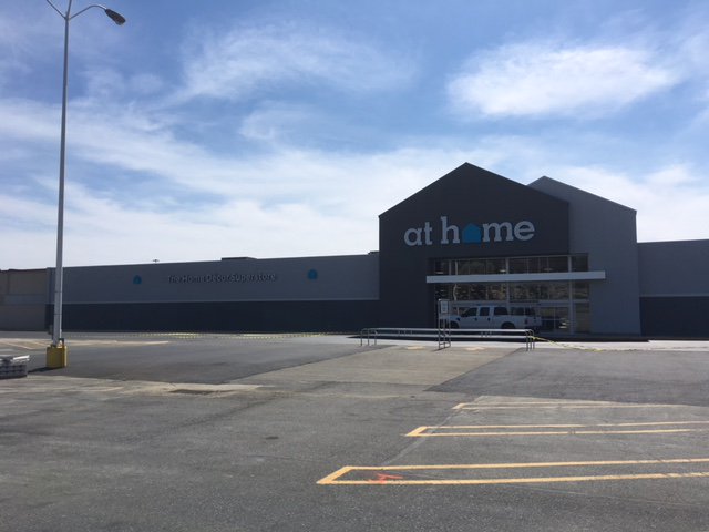 AccentGraphics's tweet image. At Home- Lancaster, PA
#channelletters #accentgraphicsinc #athome #lancaster #pa