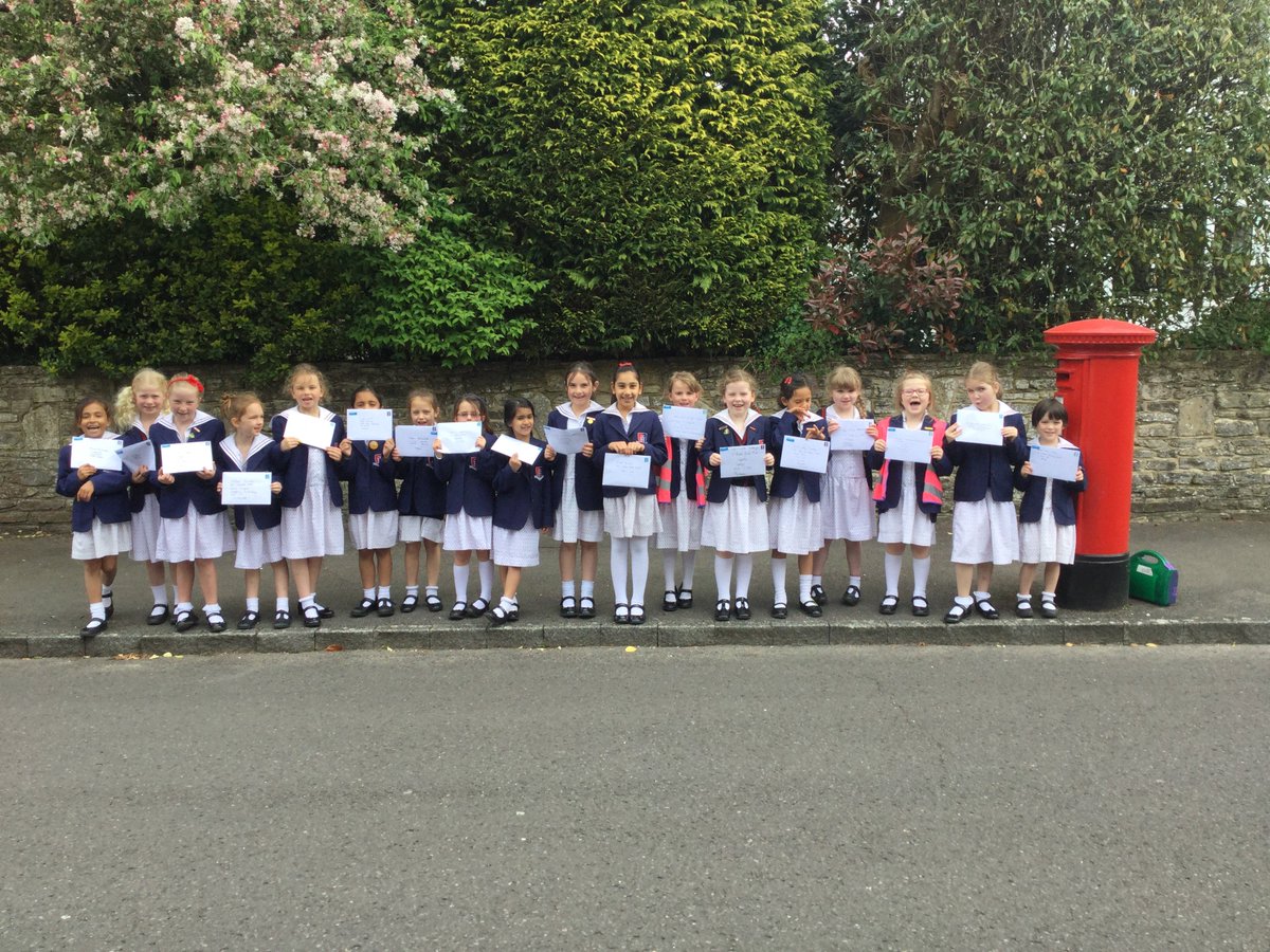 THSch_PrePrep's tweet photo. Year 2 have been posting their Flat Stanleys around the world this week! #thy2 https://t.co/ETYGPUoGPN
