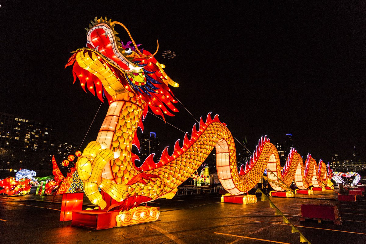 TimeOutChicago's tweet image. Take a closer look at the giant Chinese lanterns that are visiting Chicago.
ow.ly/F0W130jEoV9