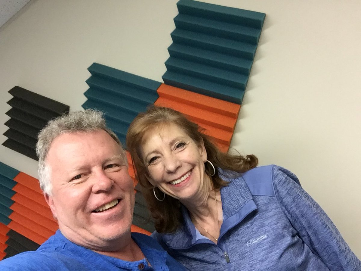 rustysatellite's tweet image. Discussing Derby Eve Gala with organizer@JoyceJennings onthenext Rusty