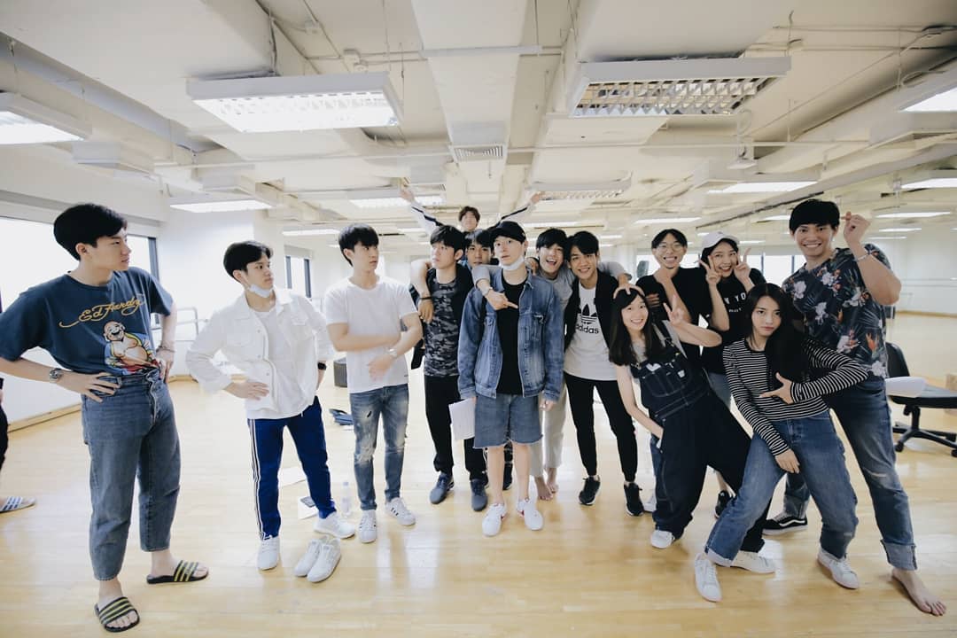 about_krist's tweet photo. — 21.04.18 ซ้อม SOTUS THE MEMORIES LIVE ON STAGE     

Pic Cr : ig kristtps , gmmtv
#KristPerawat #ยยขคพ https://t.co/hdTpTbmyni