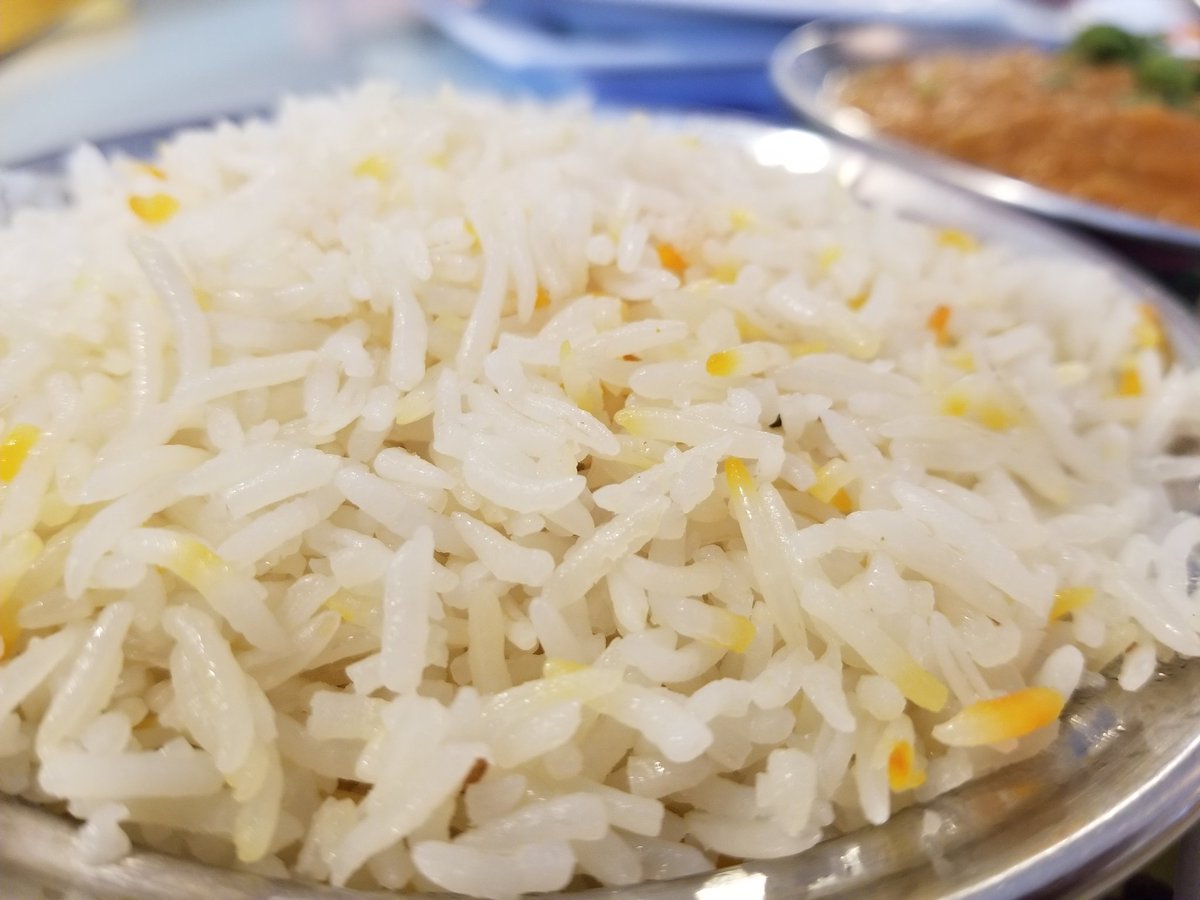 Lizro27's tweet photo. #lunch #DineSpringfield #panjabitadka #SpringfieldMa #buylocal #curry #samosas https://t.co/9KiNJ3LGtu