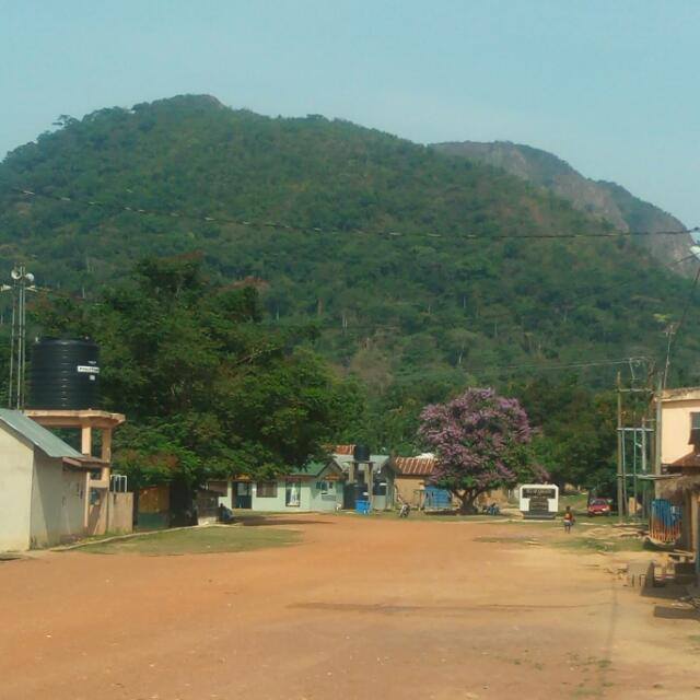 HonoreeYeboah's tweet photo. What a nice and beautiful gift, Afadjato at Liati Wote in the Afadjato south district of the volta region https://t.co/NISfZFBCkj