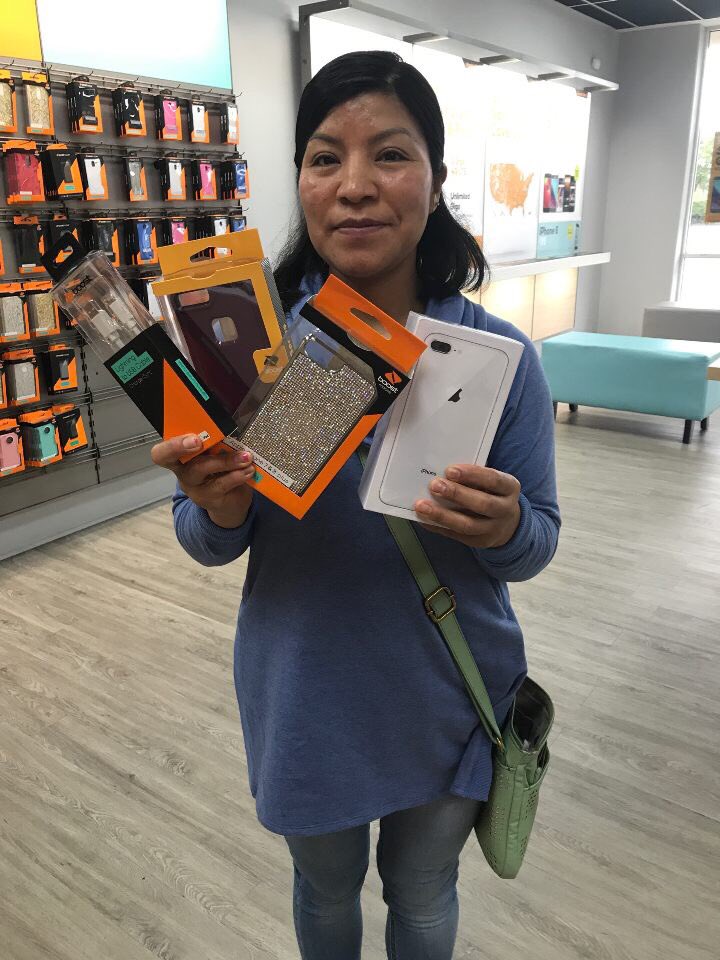 _WirelessWorld's tweet image. These customers just got BOOSTED!!
#boostup 
#smithfield
@SPG_AJ @shawnatspg @Spg_Dponce @Actify_KenV