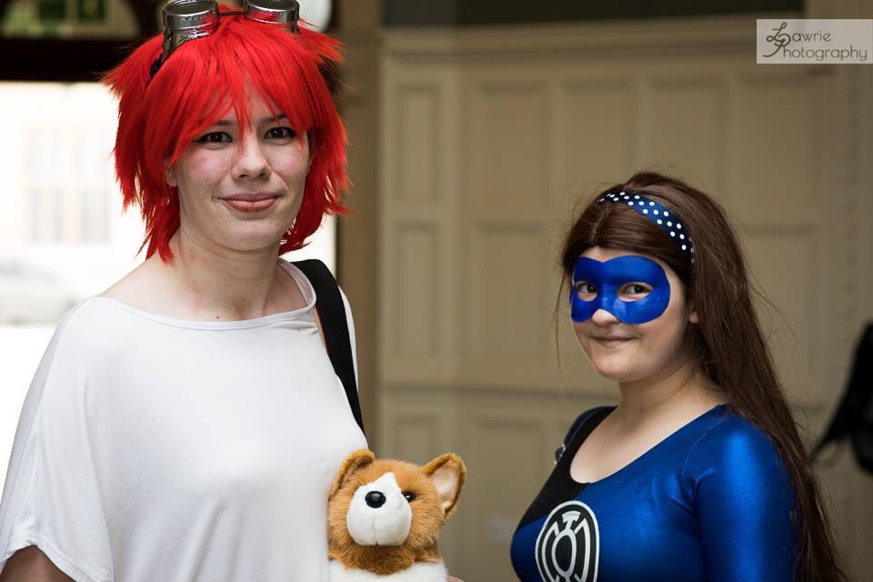 GoldenImpala's tweet photo. More photos from @OxfordComicCon!!!! 😍😱😄 #cosplay #DC #Marvel #CowboyBebop #BlueLantern #Spiderman #Ed https://t.co/ISLmxUAd84