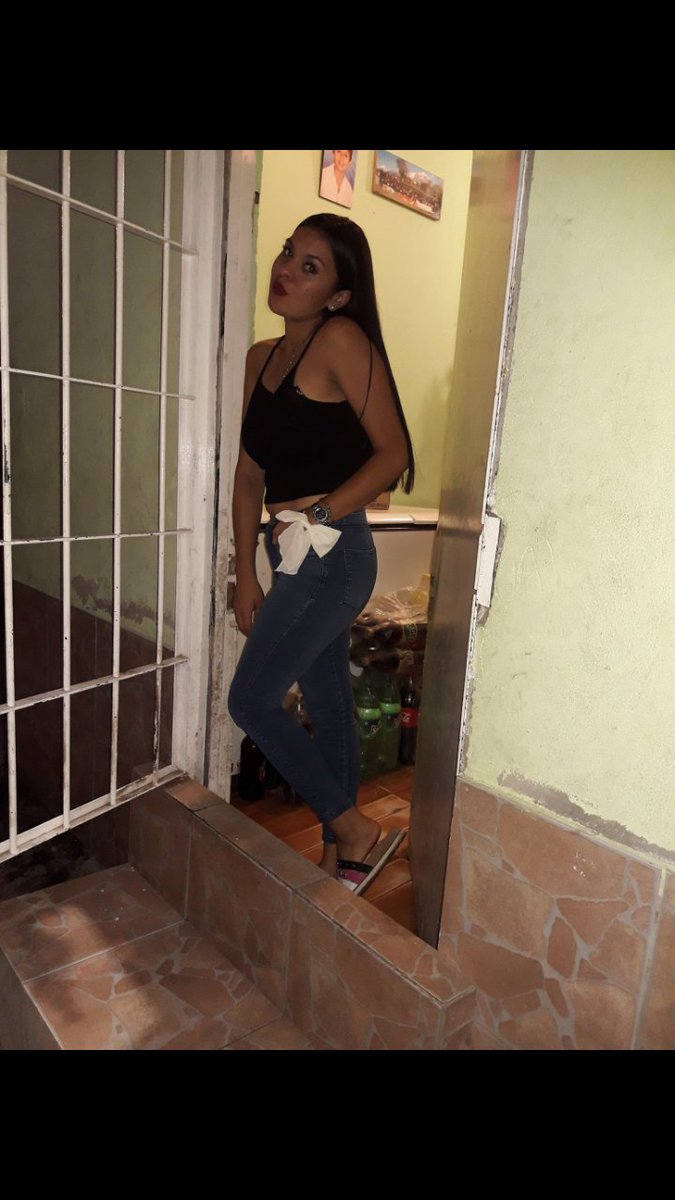 nahi_farina's tweet photo. Don’t fuck with me 😋 https://t.co/y2izuUE0EC