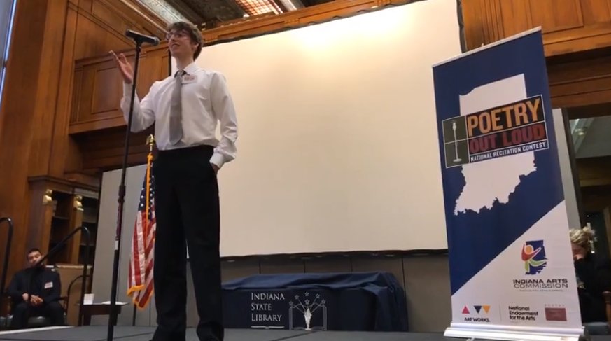 INArtsComm's tweet image. Anyone else tuning into the @PoetryOutLoud semifinals? 🙋‍♂️🙋‍♀️We&apos;re cheering on our state champ Joshua Fisher here in Indiana! 🎙️