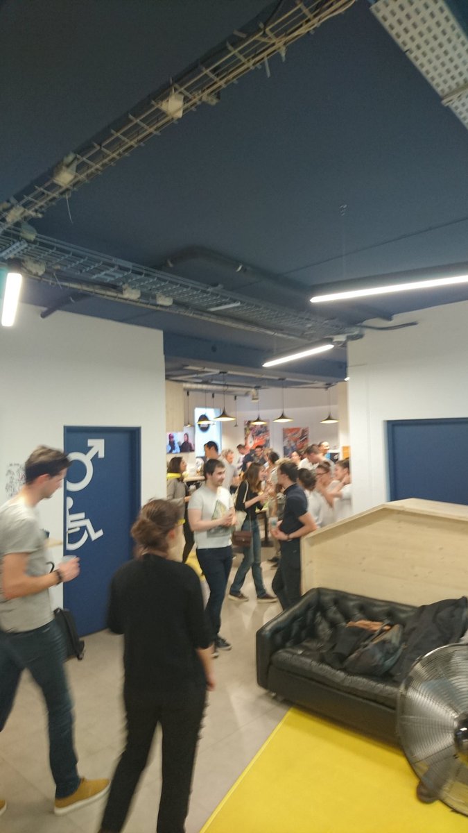 AgenceYucca's tweet photo. Les #Yucca sont présents au meetup #SWAngers ! https://t.co/zfAmbQUstX