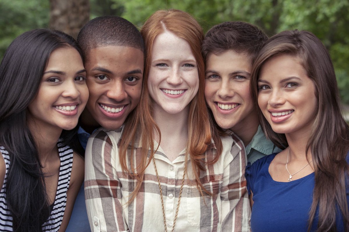 CastleDental's tweet photo. April is Oral Cancer Awareness Month and unfortunately, one person will die from oral cancer every hour, 24 hours a day, every day this year. Learn more about what you can do to keep healthy. #oralcancerawareness #april #earlyprevention https://t.co/OntLYHzjHB https://t.co/6267shy2hM