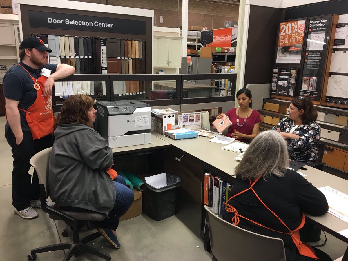 JoshSASM2587's tweet photo. Specialty Tuesday @2587 w/ MR Stone @b_mungul @BrendanSm2587 @lovespring1996 @MattTHD2587 @montanez_justo @s_fort10 https://t.co/zF6fCGsw8Y