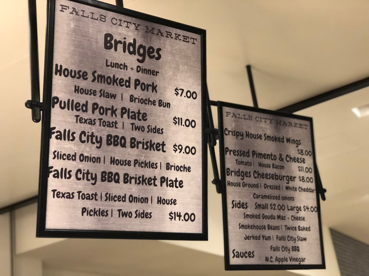 FallsCityMarket's tweet photo. Brisket or pork... brisket or pork... ?! 🤔 https://t.co/zYDhXpohCC