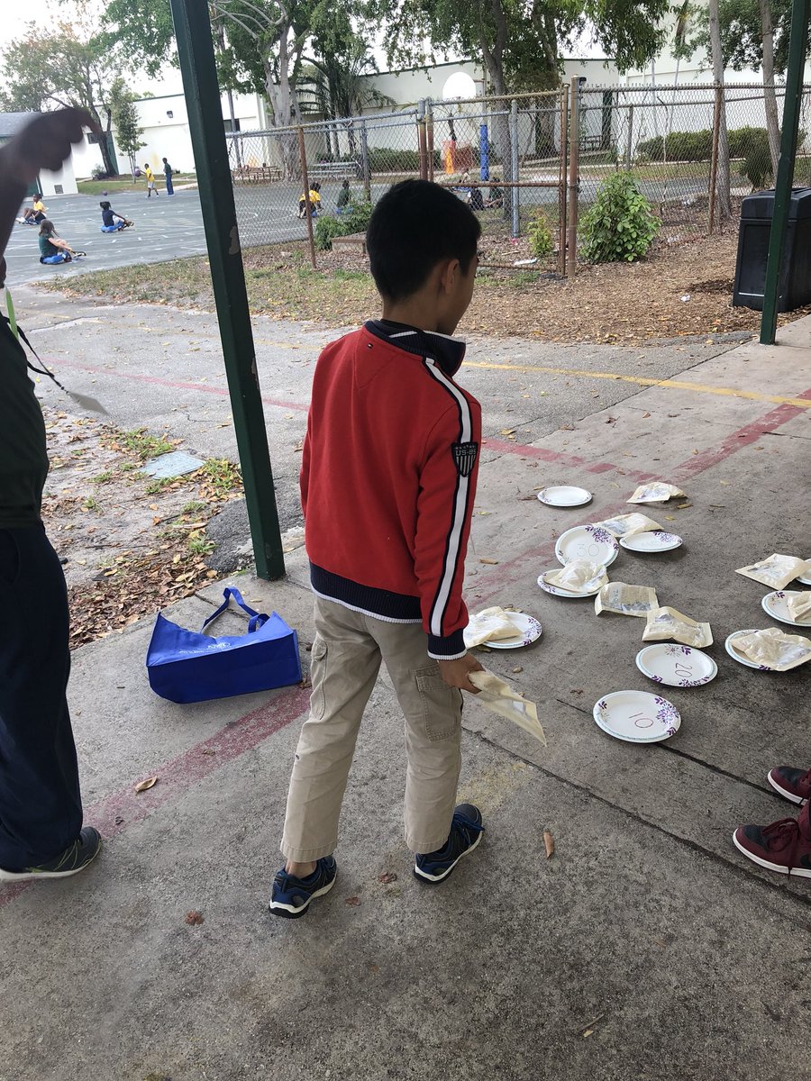 ms_srein's tweet photo. Our class celebrated #earthday by creating an original game using recycled materials. The best part is they actually enjoy playing them!!! Thanks for the great idea @RobinMaya13 #knownova #novabuzz #earthdayiseveryday 💛💚💛💚💛💚 https://t.co/MuC29g1lqb