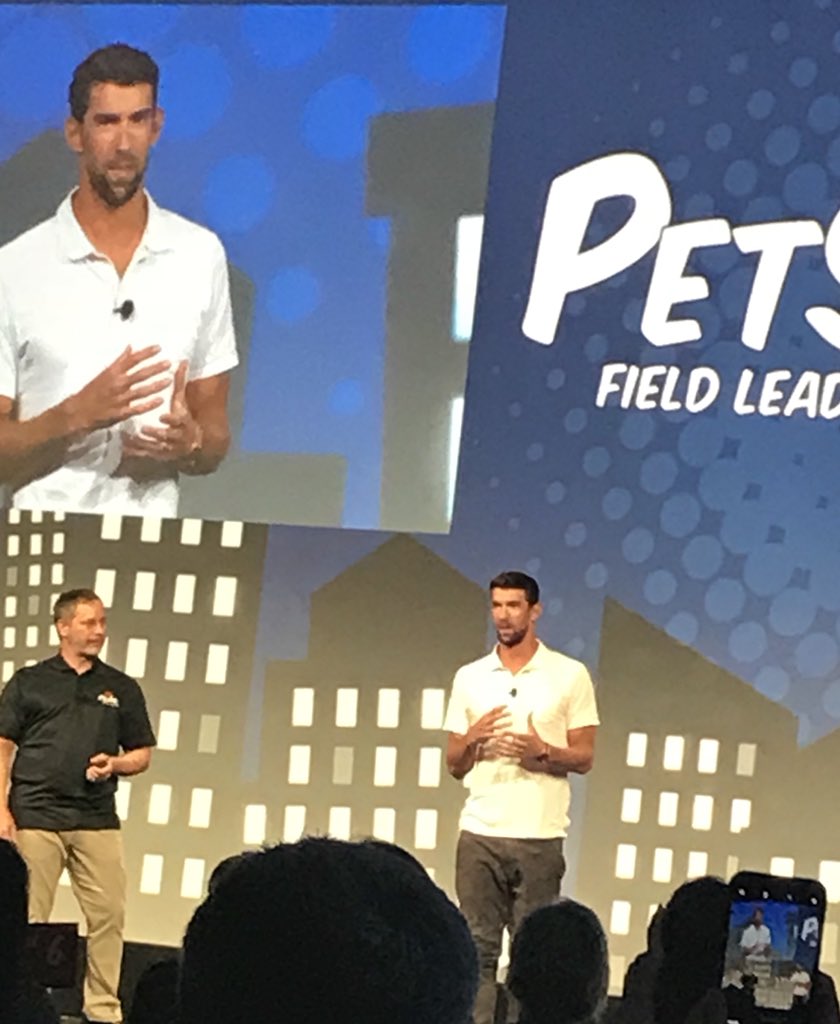Michael Phelps feeds his dogs #Nulo. Should you give it a try? Only sold at Petsmart! Ask an associate if it’s the right food for your #furbaby <a href="/Ssmiley231/">Shannon Garibaldi</a>