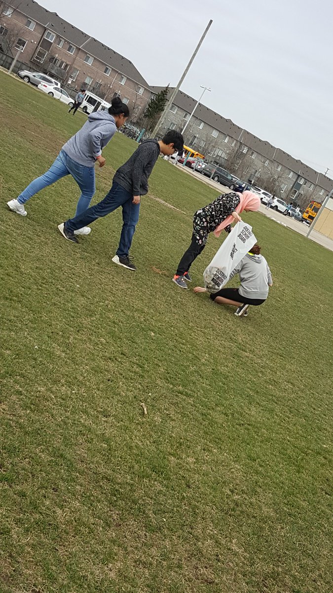 MsDemkowicz's tweet image. With the weather finally cooperating with its season, we were able to get out and clean up our yard! 

#SchoolWideCleanup
@thunderwolves98