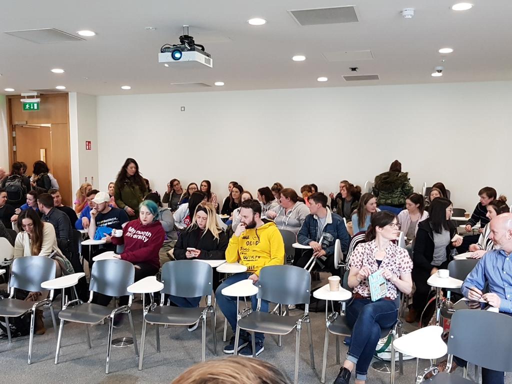 MU_Turn2Teach's tweet photo. there are students from @mu_aced @froebelMU @MUFroebelDICE @MU_Education coming together to join together to talk about the transitions and challenges dealing with diversity in the classroom #diversity https://t.co/75mWyUE67s