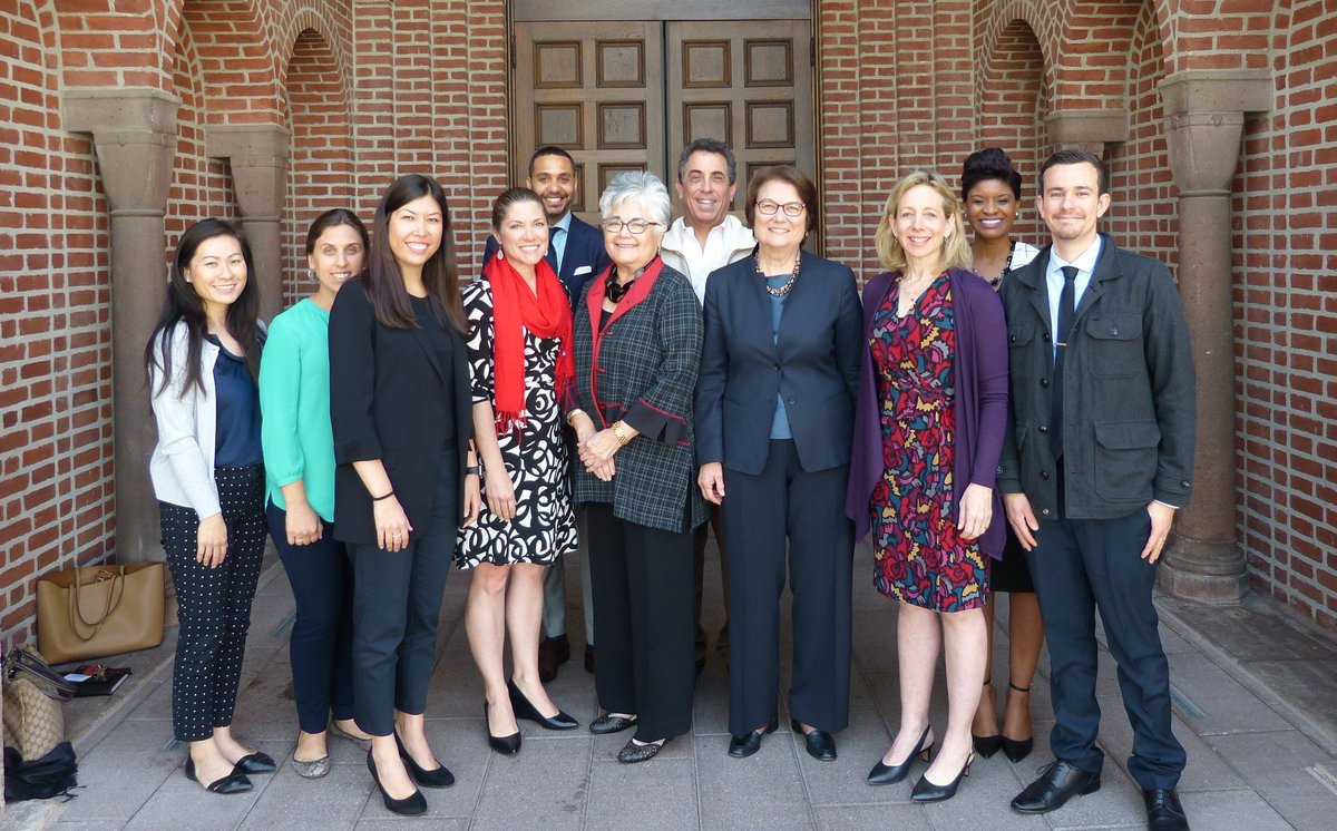 We talked about the value of mentoring for new faculty and staff at our #RossierWay breakfast this morning. I appreciate the opportunity to learn from these talented and passionate educational leaders. Thank You for the roles you play in <a href="/USCRossier/">USC Rossier</a>'s mission.
