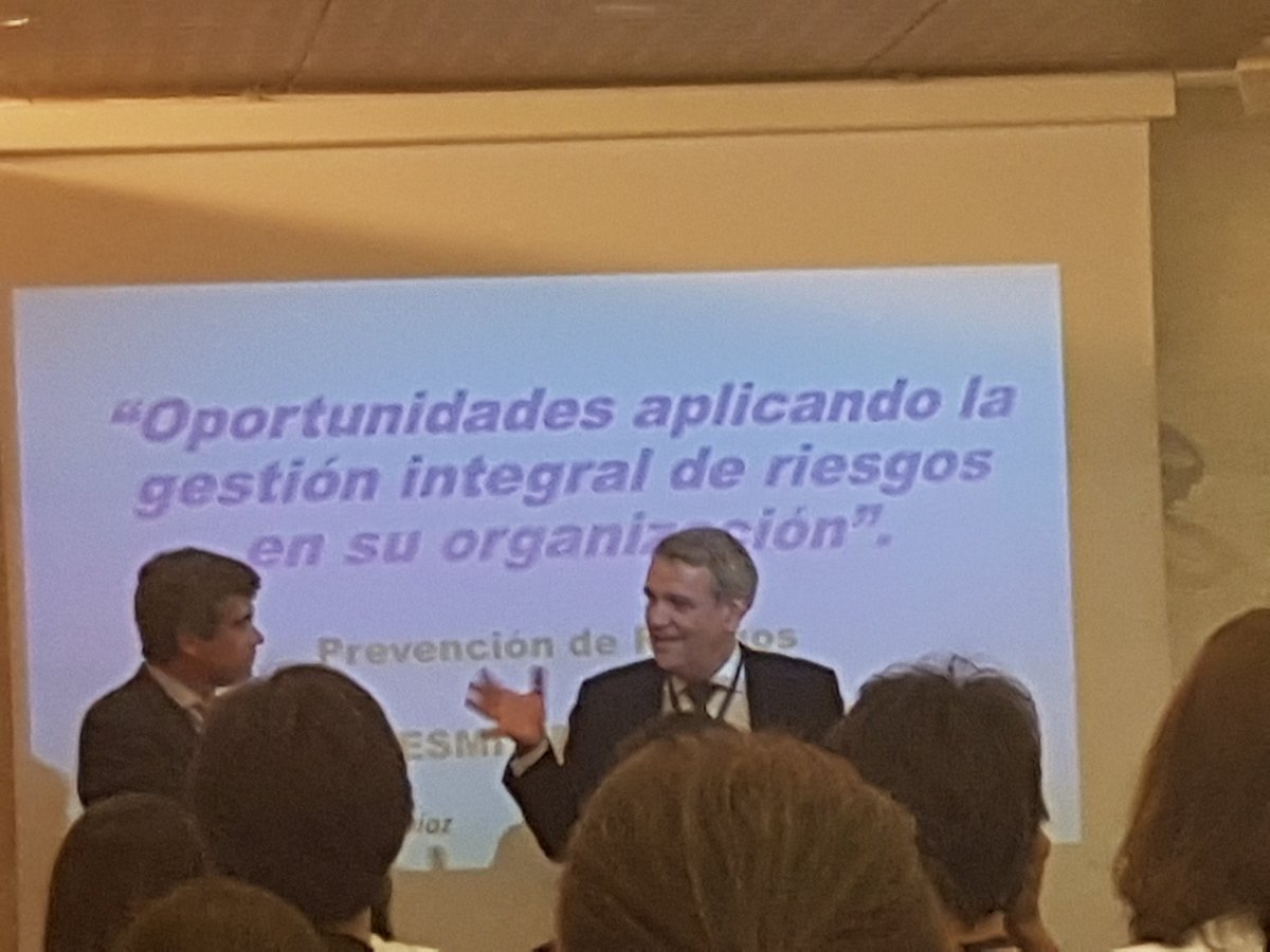 summitdetective's tweet photo. Ponencia de riesgos  de organizacion https://t.co/h8uQSsMpIL