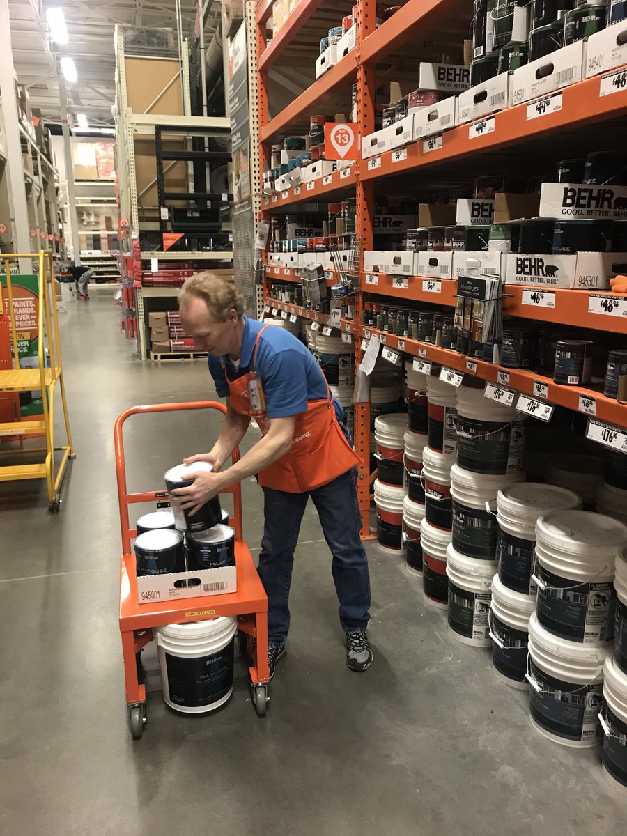 THD3103's tweet photo. These new Ballymore paint carts are awesome!!! #PACNWSTARTSAFE https://t.co/gBmJjge805