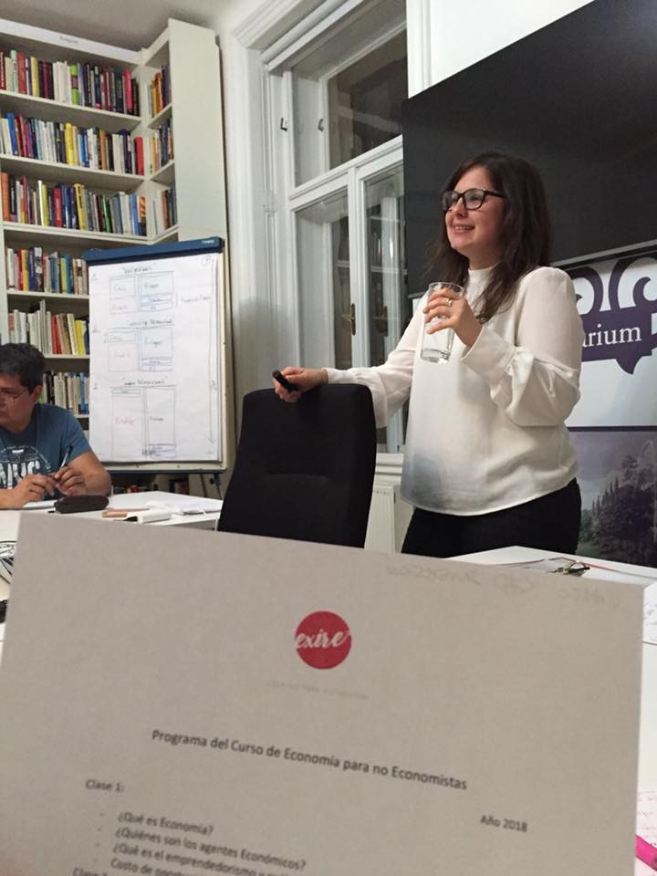exire_entrepren's tweet photo. Así fue nuestro tercer curso consecutivo de Economía para no economistas, pero si Emprendedores 😊
#entrepreneurs #emprendedorismo https://t.co/1igsO9sqHy
