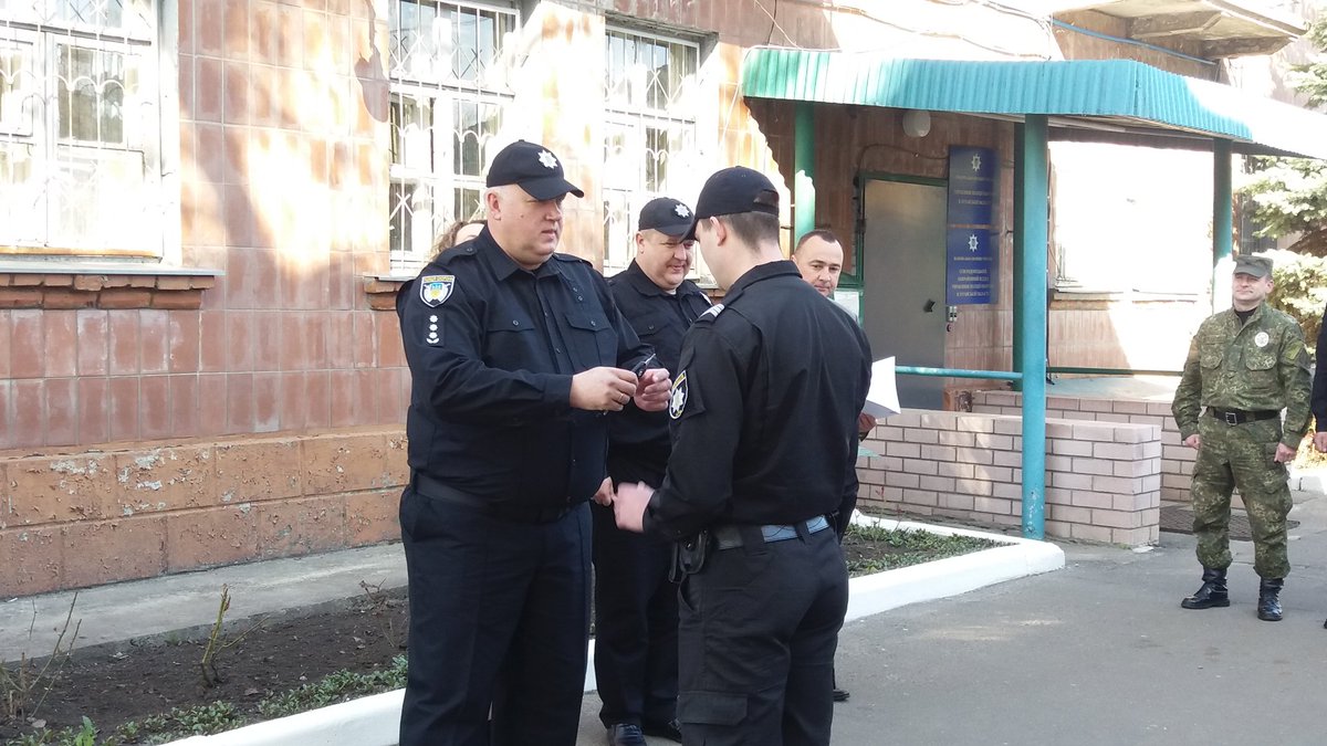 #Луганщина 2 нові позашляховики отримали наряди реагуванння Сєвєродонецька та Лисичанська. Це стало можливо завдяки керівництву Національної поліції України <a href="/NPU_GOV_UA/">Національна поліція України</a> 
Деталі тут ⏩ bit.ly/2HnIwrT
#поліція #поліція_охорони #police #security_police