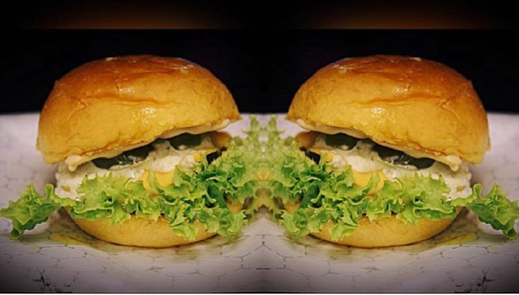 Marinestation_T's tweet photo. A tasty burger is what you deserve ..marinestation truck⚓️ will serve you the tastiest burger’s all the time....                                                       #burgers #fries #mishkak #juice #waitforit #comingsoon https://t.co/9agXPpy4B8