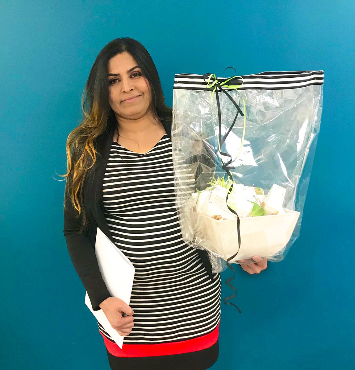 interdeccollege's tweet photo. Félicitations à Shafiqa Niaz, étudiante en #Esthétique du campus de Laval, qui remporte une bourse d’études @EpidermaCanada d’une valeur de 3275$! https://t.co/kVTf0Yfpp9