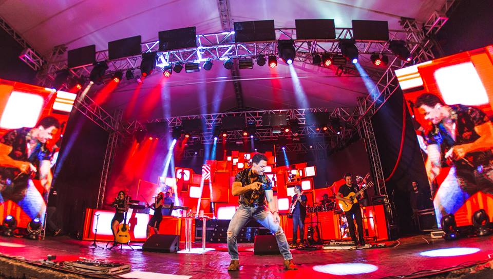 EcMeuDocinho's tweet photo. Show @eduardocosta Em Peçanha/MG
#EduardoCosta
#EduardoCostaNaFazenda
#PraSempre
#ECPraSempre
#Peçanha
#MinasGerais
#MG https://t.co/Rdb22lypzB