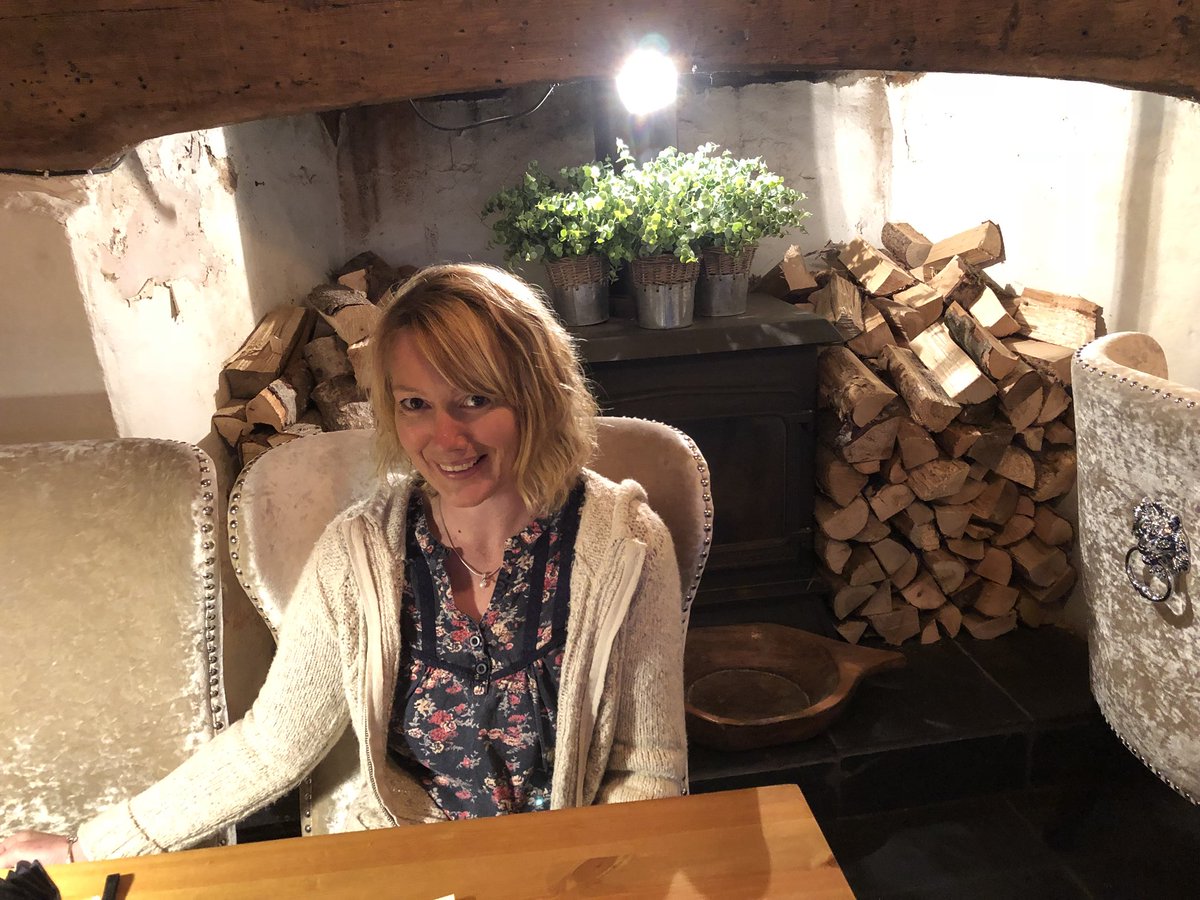 Pureflowers_'s tweet photo. Out for a birthday meal @Pomodorobewdley  what a beautiful place. #worcestershirehour https://t.co/troK2bn7Zw