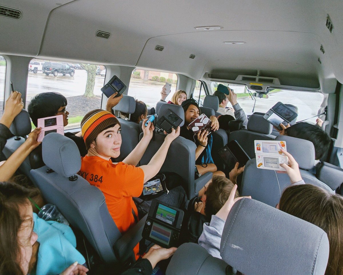 Almost to Detroit, Sparky's ready to power up!⚡️#omgrobots #FIRSTChamp #FIRSTpowerup