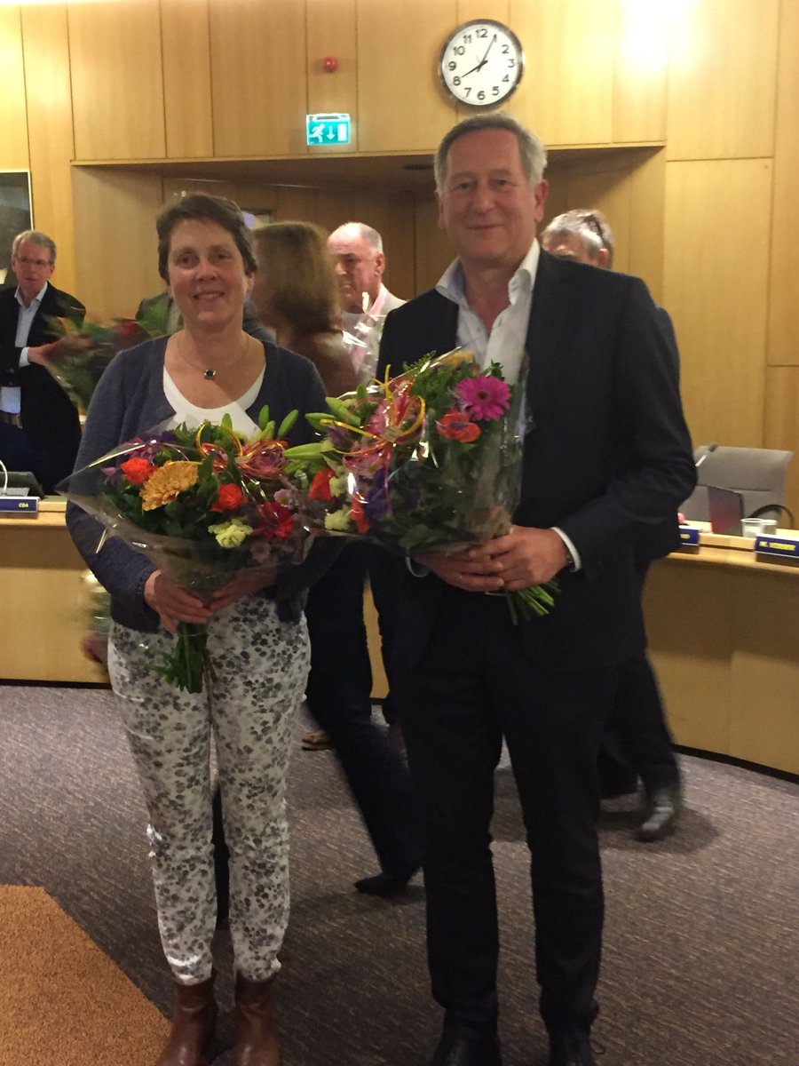 Raadsvolger geinstalleerd voor #groenlinksrheden <a href="/pvdhazel/">Peter Van Den Hazel</a> <a href="/RhedenPolitiek/">RhedenPolitiek</a> @GLRheden
