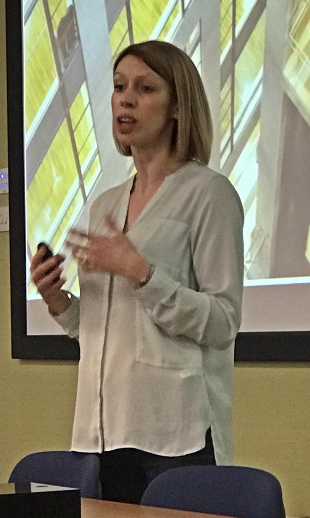 mediaresearchgp's tweet photo. Pauline Robson from @MediaComUK illuminates Tools of the Trade attendees on proprietary research & the use of insight in campaigns yesterday #MRGTOTT #MRGEEK https://t.co/E6cXEcBDnX