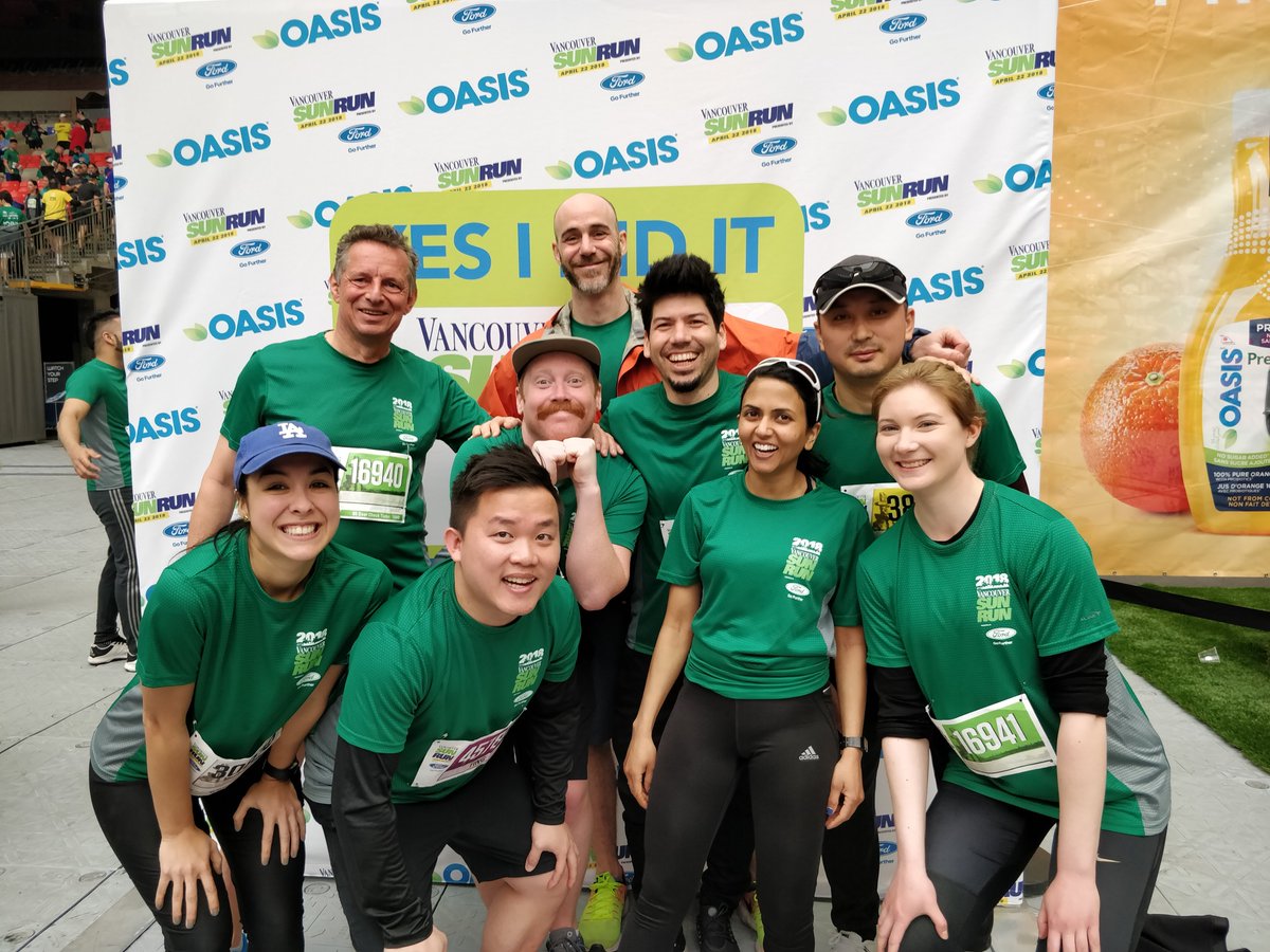 francl_arch's tweet photo. We had a great time at the #SunRun2018 this Sunday! ☀️☀️☀️ @VancouverSunRun https://t.co/CHWqHuaQea