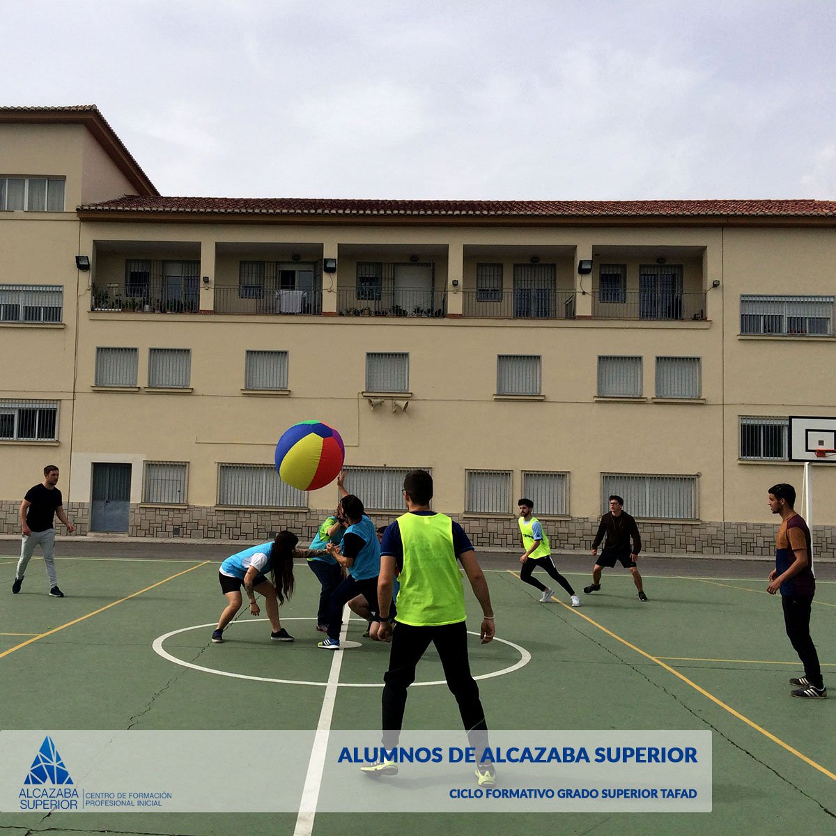 FPAlcazaba's tweet photo. ¿Conoces el #KinBal? una nueva y divertida actividad que han practicado y aprendido nuestros chicos y chicas de #TAFAD
Conoce un poco más aquí: 👉 https://t.co/5C7k0CUvRo 👈
#Formación #AlcazabaSuperior #Centrodeformación #FormacionSuperior #FormacionProfesional #CicloSuperior https://t.co/mqVIjW7kJm