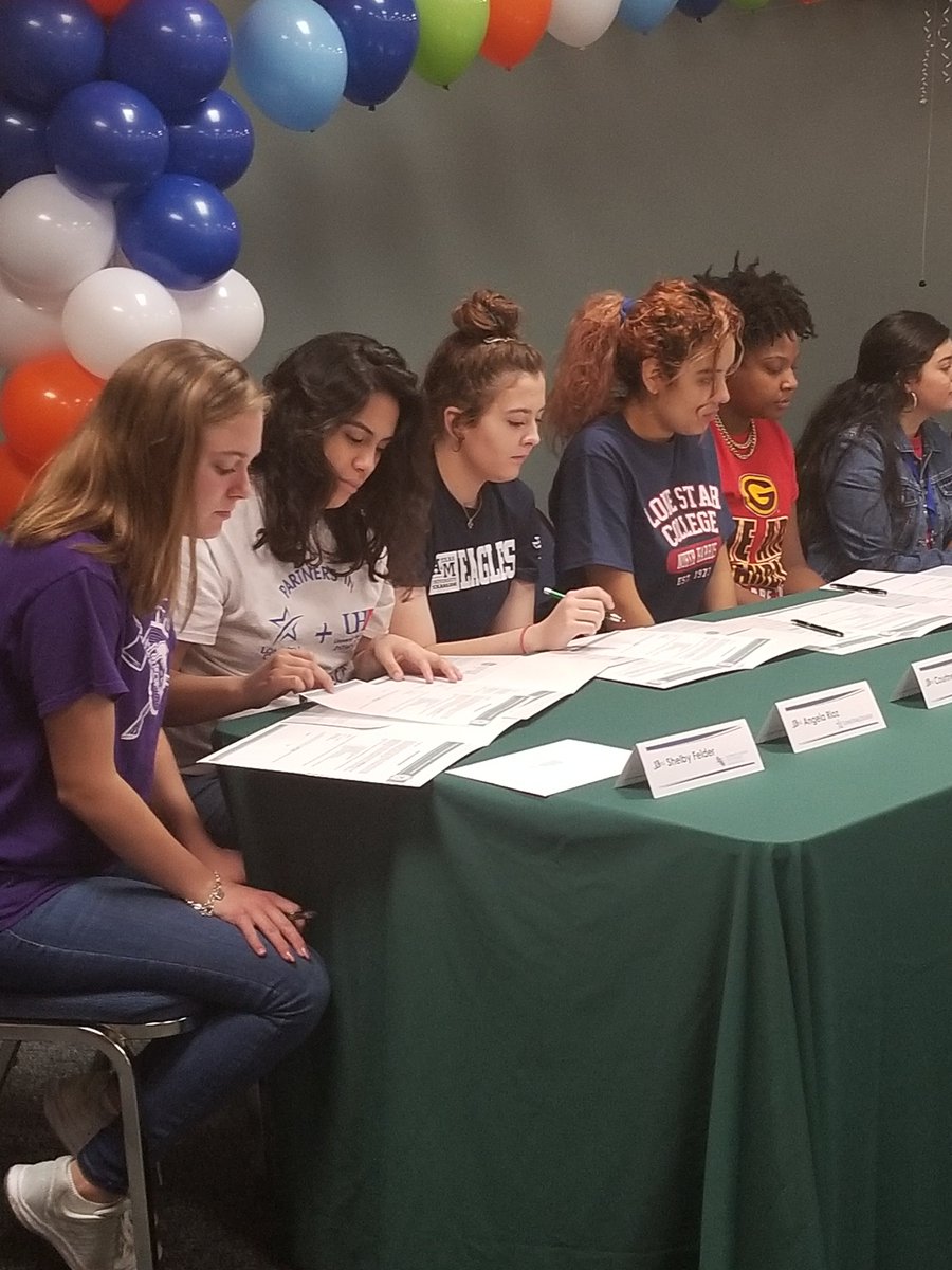 Simone Barnes tweet media