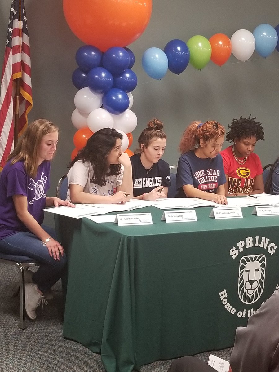 Simone Barnes tweet media