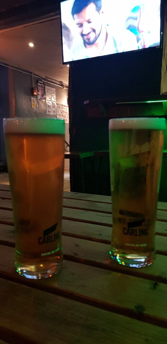 AL_Mcknight's tweet photo. @mattkennedy139 Semi final beer o clock #nogreg #bananagate #nomatt #noshaun #ynwa https://t.co/mClsMTPpRg