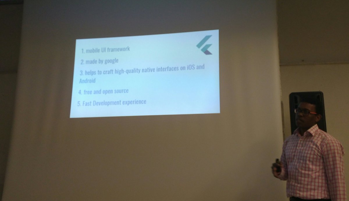 Cos'è #flutter? Ce lo spiega <a href="/ewilly1/">Wilfried Mbouenda</a> a questa #TCS night