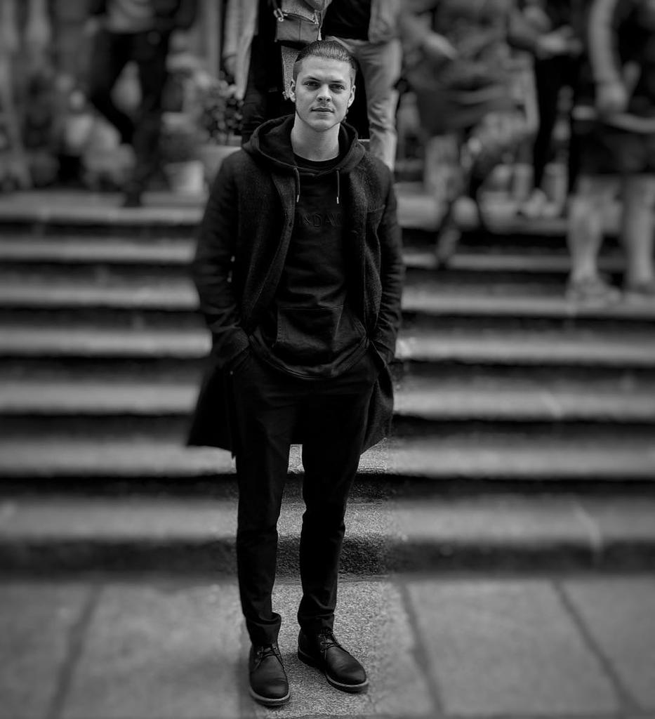 alex høgh updates