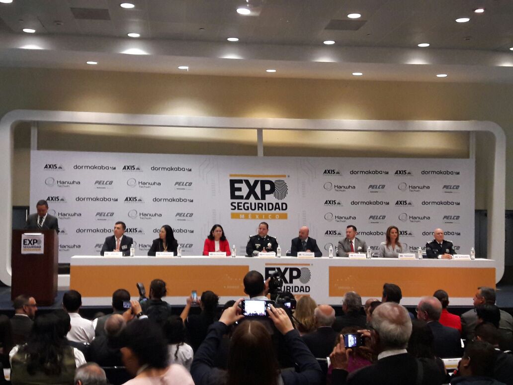 ExpoSeguridad tweet picture