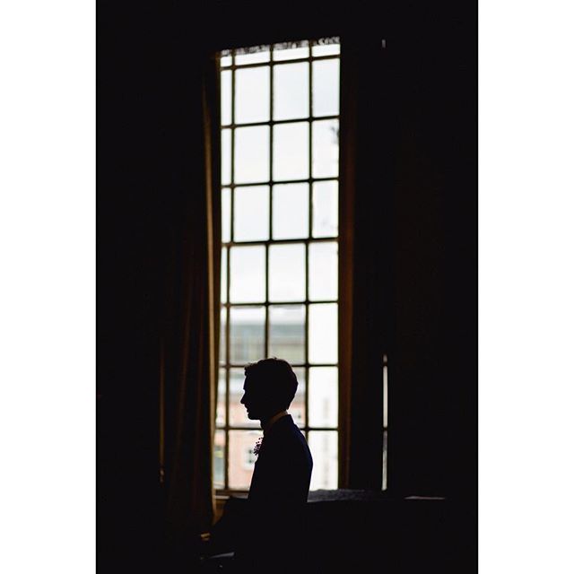 marknewtonphoto's tweet photo. Joe waiting for Emma to arrive for their wedding ceremony at the Leeds Civic Hall. I love those big windows. Letting the light flood in, and perfect for some silhouette action.
.
.
.
.
.
.
.
.
.
.
.
#featuredwedding #weddingphotography #weddingphotographer #weddinginspiratio… https://t.co/pk3XGsXyQv