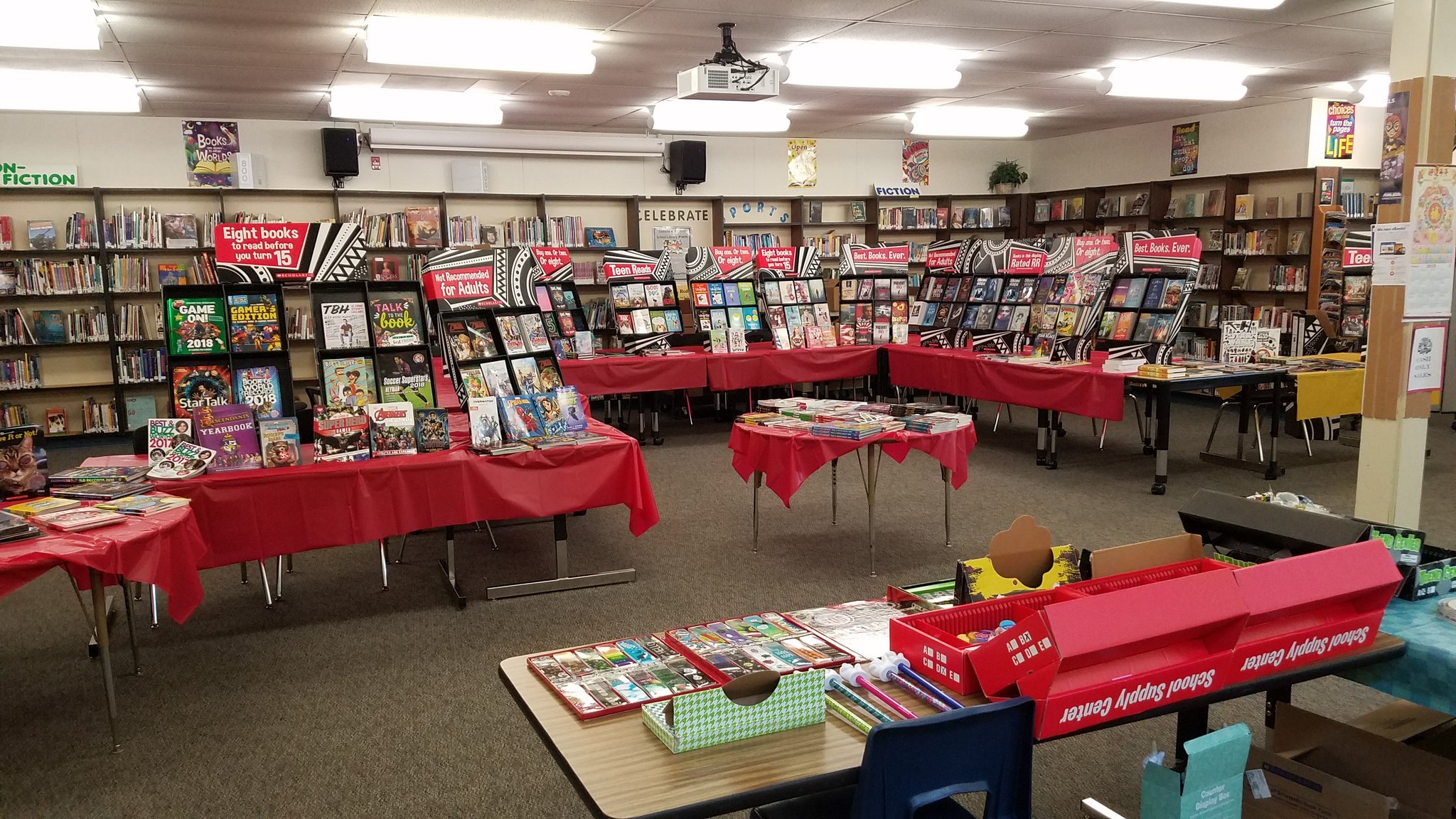 Scholastic Book Fair set up: tight spaceno problem!