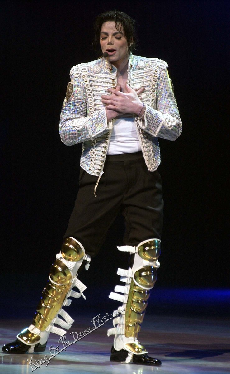 Mjfollower777 On Twitter Today In 2002 Michael Jackson Performed Three Songs At An Event Called A Night At The Apollo Held At The Apollo Theater In New York The Event Was Held