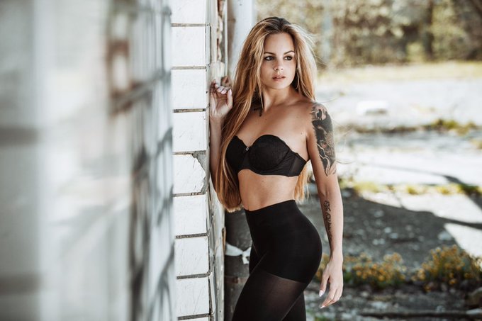 Hot or not? 😍 gute Nacht:* https://t.co/hfA0uv3ez9<a href="/tag/love"class="tags"><span>#love</span></a><a href="/tag/smile"class="tags"><span>#smile</span></a><a href="/tag/body"class="tags"><span>#body</span></a><a href="/tag/tattoo"class="tags"><span>#tattoo</span></a><a href="/tag/inked"class="tags"><span>#inked</span></a><a href="/tag/ink"class="tags"><span>#ink</span></a><a href="/tag/amateur"class="tags"><span>#amateur</span></a>