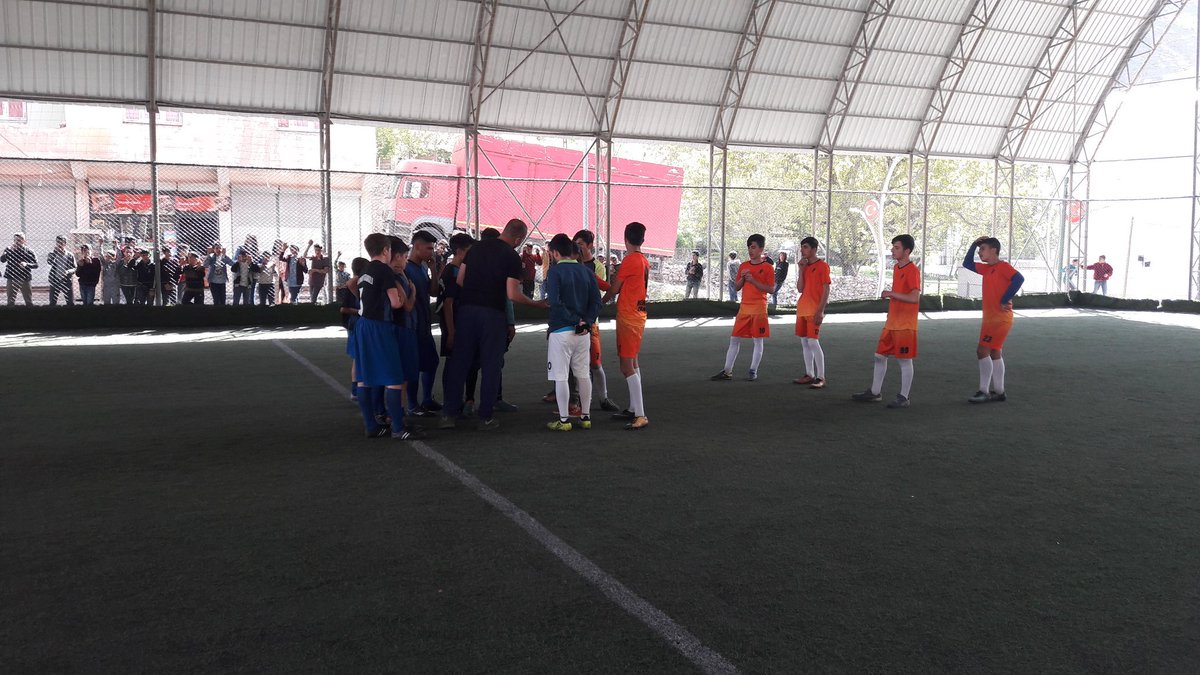 5Merkezi's tweet photo. Gençlik Projeleri Destek Programı 2016\1 Kapsamında Gençlik Ve Spor Bakanlığı Tarafından Desteklenen  Projemiz Kapsaminda futbol turnuvalari
#sonmaclar
@ysmnkrblt06
#gencliksporbak
#GSBgenclikproje
#MUHAMMETCARTI
#VANÇATAK https://t.co/ah0n6iBUfm